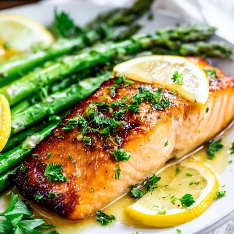 Skillet Lemon-Butter Salmon Asparagus